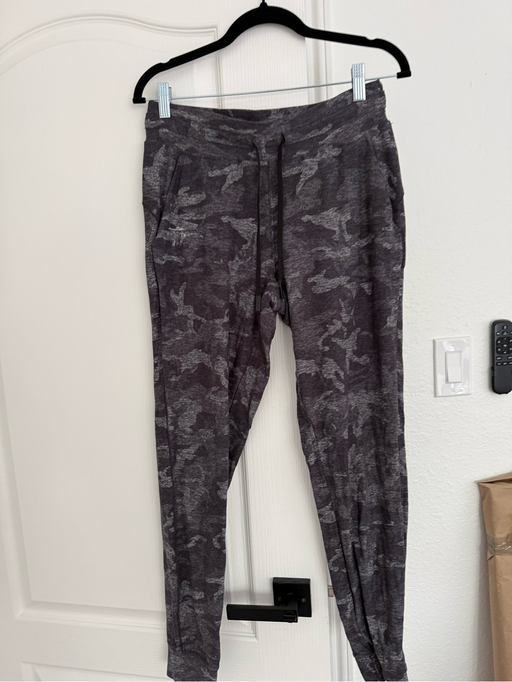 Lululemon grey camo joggers